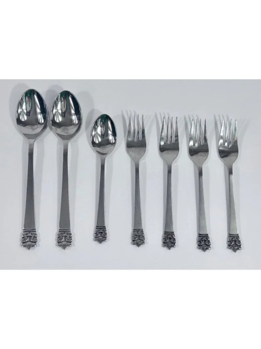 Stanley Roberts Rogers MARQUESA SCROLL Stainless Flatware Replacement Ornate Han